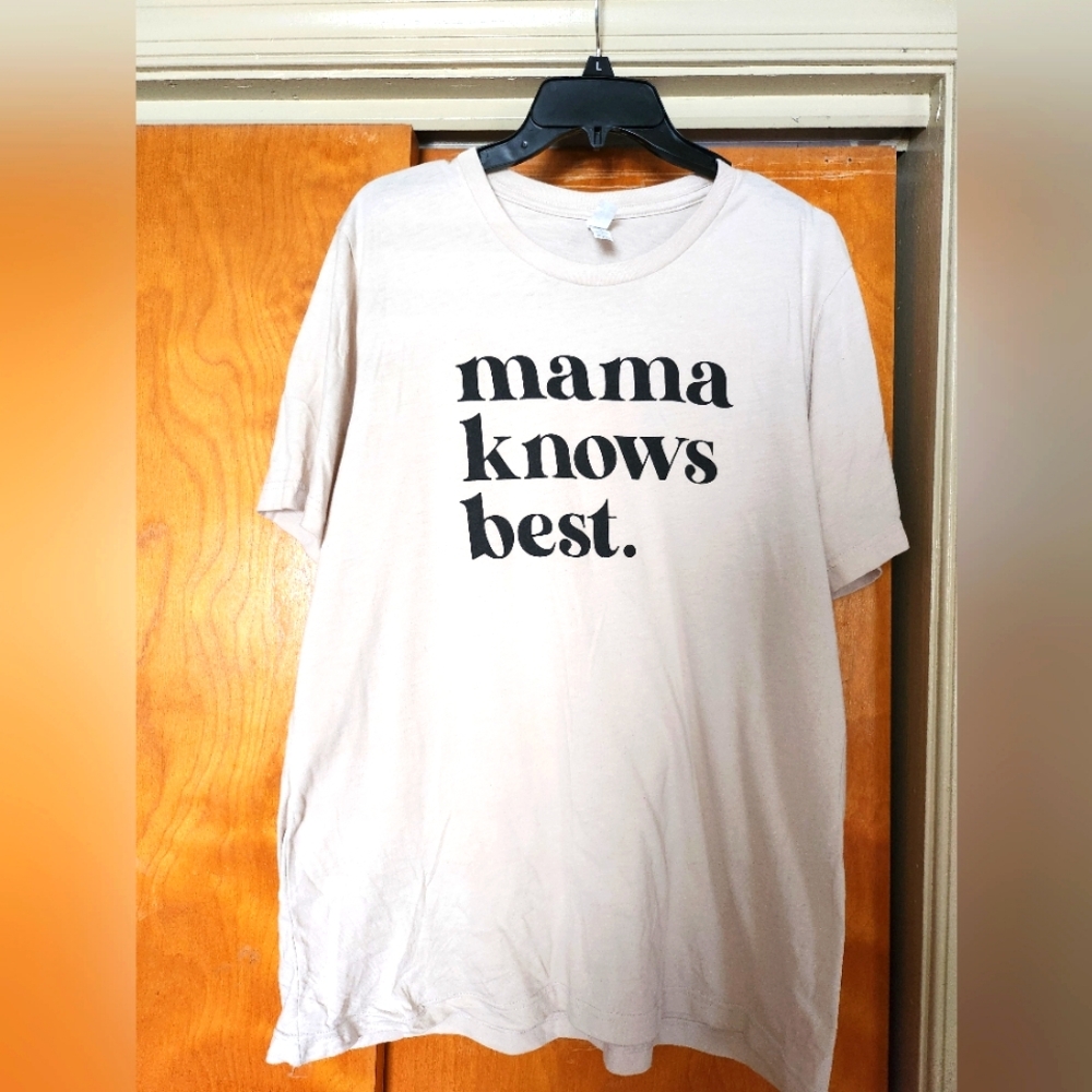Bella Canvas - Graphic Tee - Mama Knows Best - XL